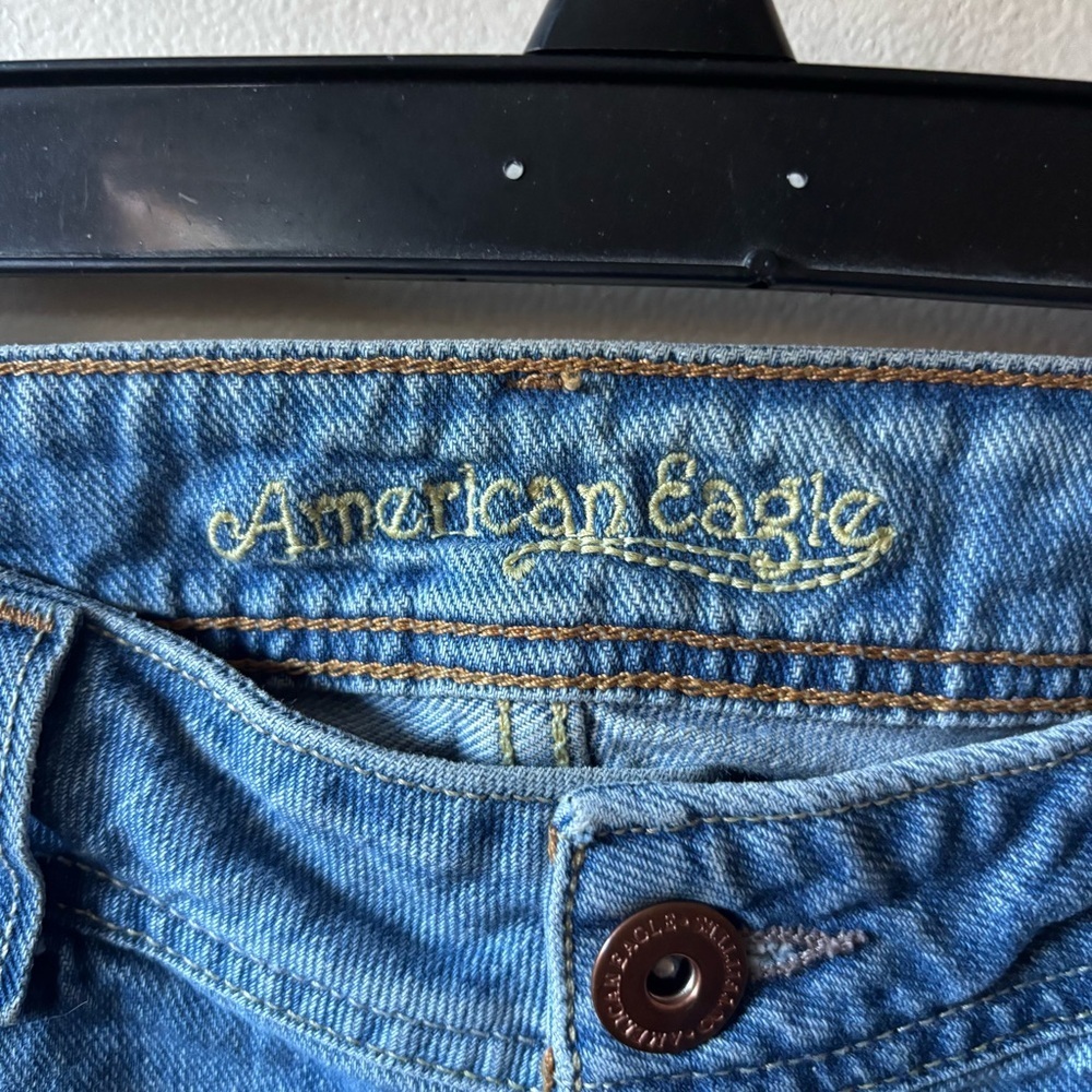 American Eagle Outfitters Light Blue Boot Cut Jeans - Picture 3 of 9